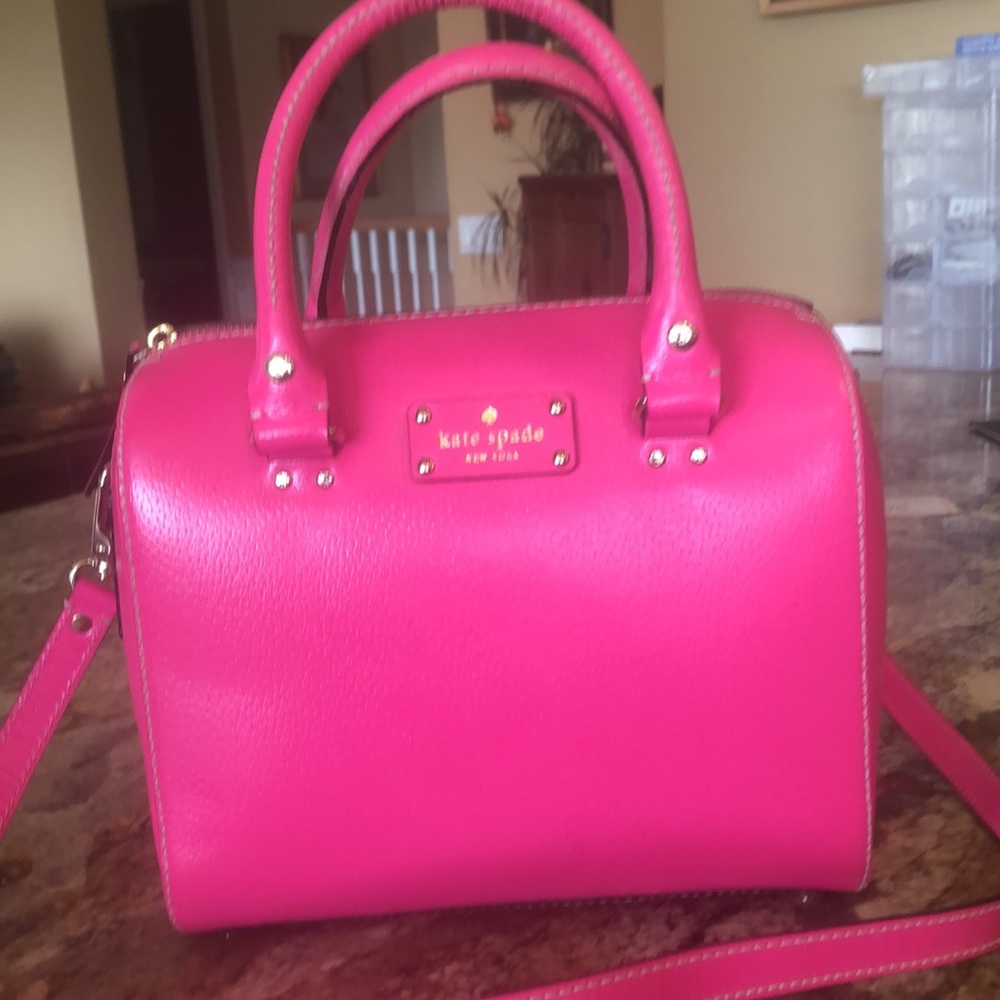 ♠️ Kate Spade fuchsia dr bag/satchel w/optional crossbody/shoulder strap